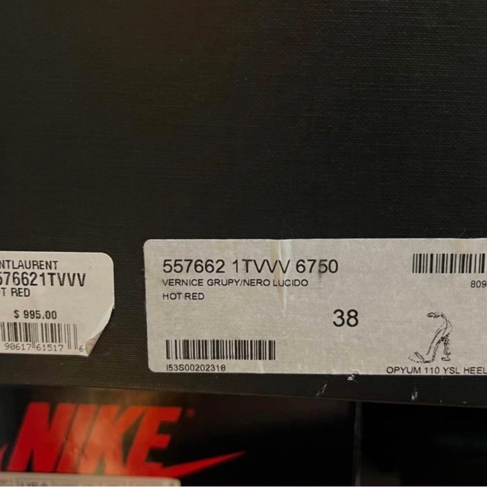 Authentic YSL heels - Picture 7 of 8